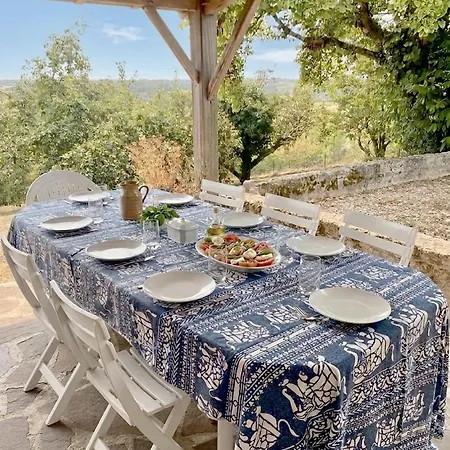 Maison De 14 Pers, 6 Chambres, Piscine Avec Vue Panoramique D'exception, Pour Ponts Et Casa de Férias