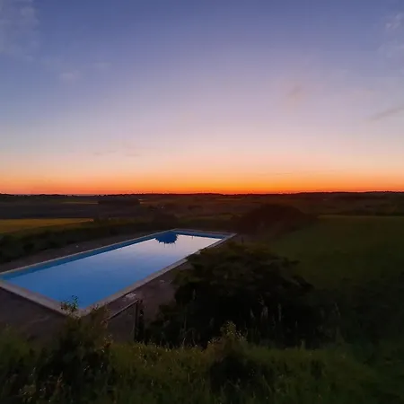 Maison De 14 Pers, 6 Chambres, Piscine Avec Vue Panoramique D'exception, Pour Ponts Et * Saint-Martial-de-Mirambeau